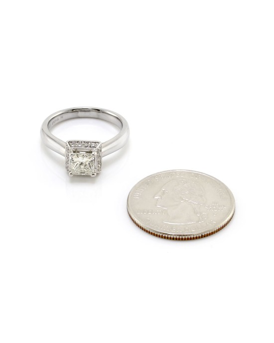 1.00ct VVS2, J GIA Certified Princess Cut Diamond Engagement Ring in Platinum